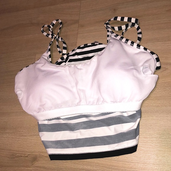 Unworn NWT La Vie en Rose Striped Bikini Top Bathing Suite - Picture 3 of 4
